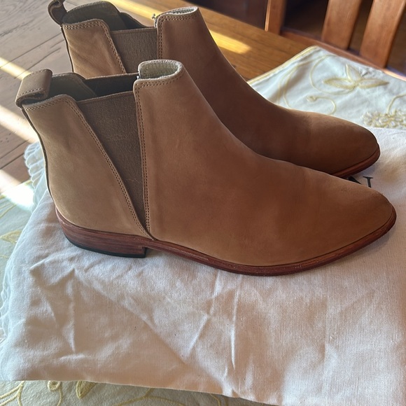 Nisolo Chelsea boots - Picture 3 of 6